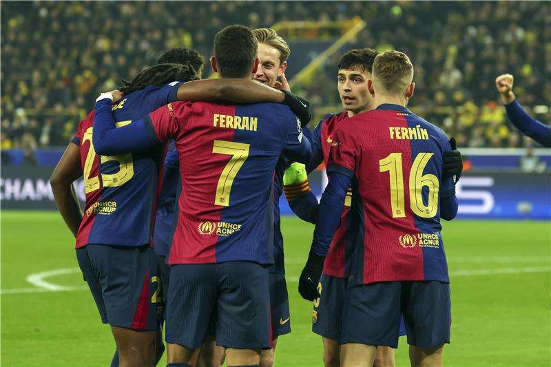 لاعبو برشلونة