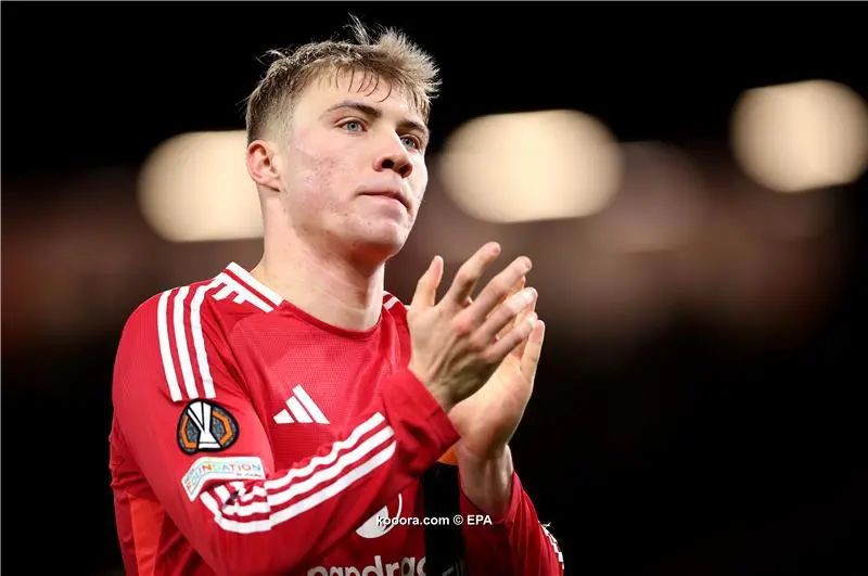 ?i=epa%2fsoccer%2f2024-11%2f2024-11-28%2f2024-11-28-11746795_epa