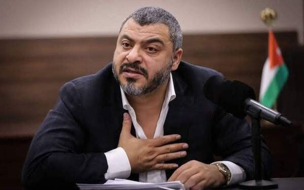 يوسف الصقور