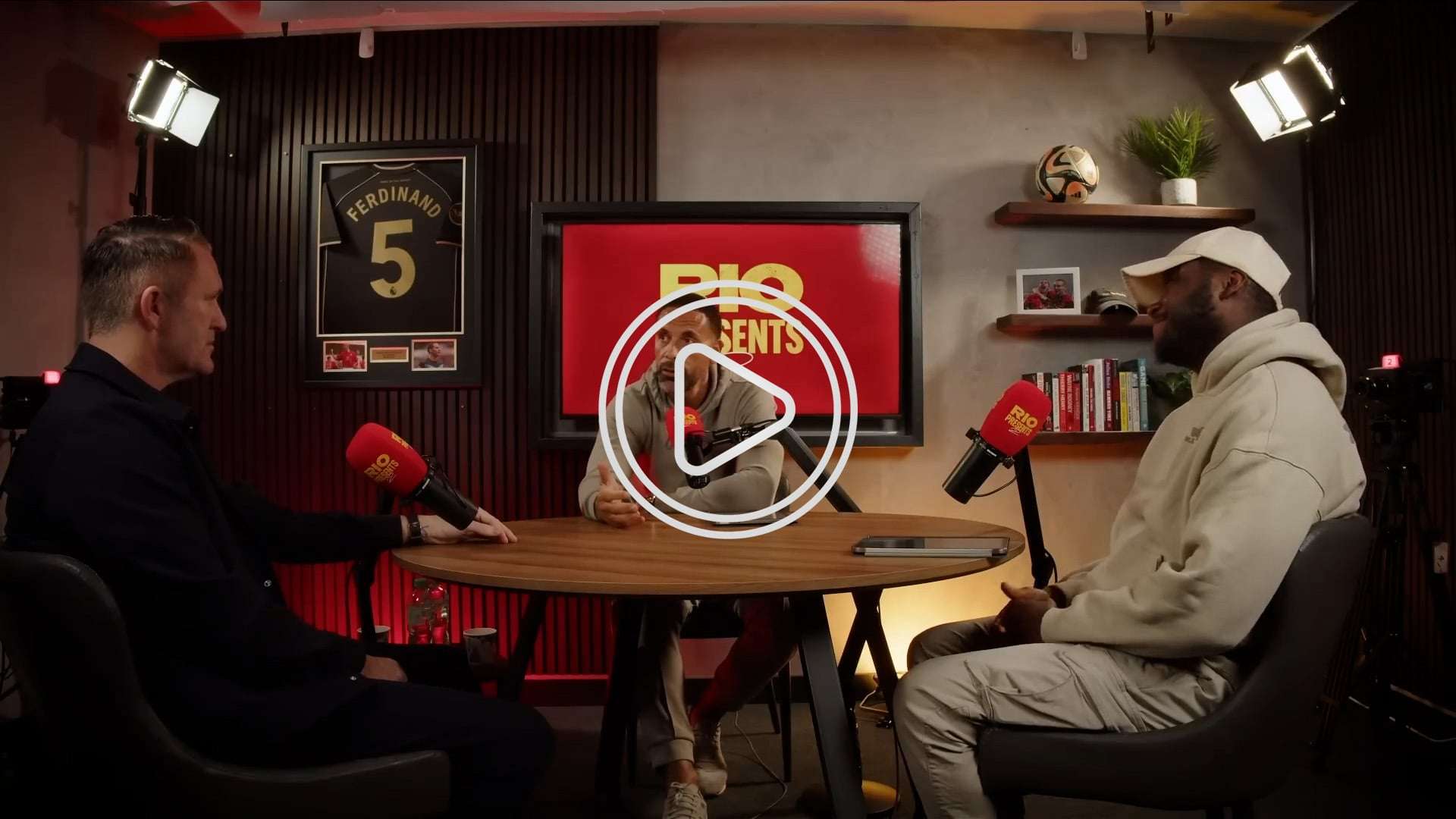 a0b3c55f-d93f-43c9-9361-aba5247847d0