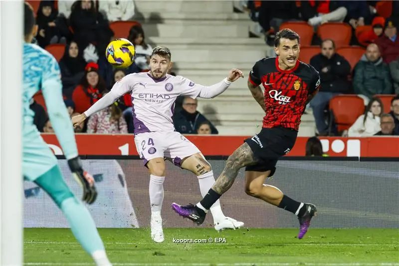 ?i=epa%2fsoccer%2f2024-12%2f2024-12-14%2f2024-12-14-11777095_epa