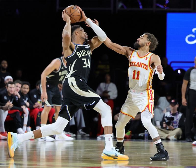 من مباراة ميلواكي بكس وأتلانتا هوكس