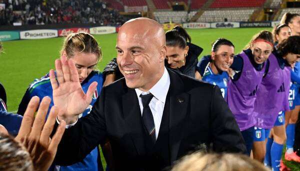 أندريا سونسين