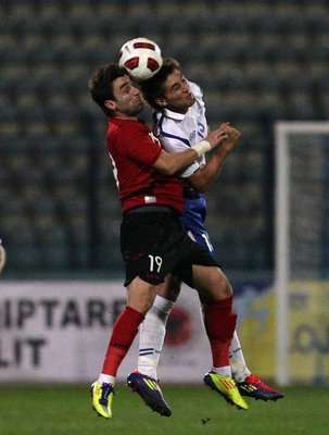 2011-11-11-00000103000206