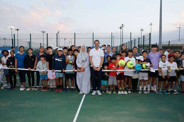 من زيارة نادال