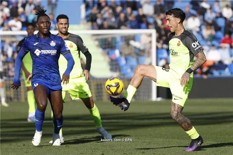 ?i=epa%2fsoccer%2f2024-12%2f2024-12-21%2f2024-12-21-11788424_epa