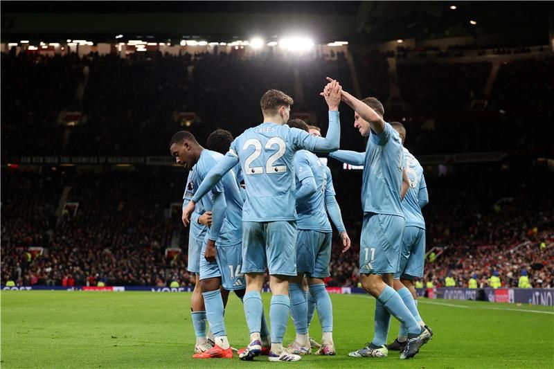 لاعبو نوتنجهام فورست