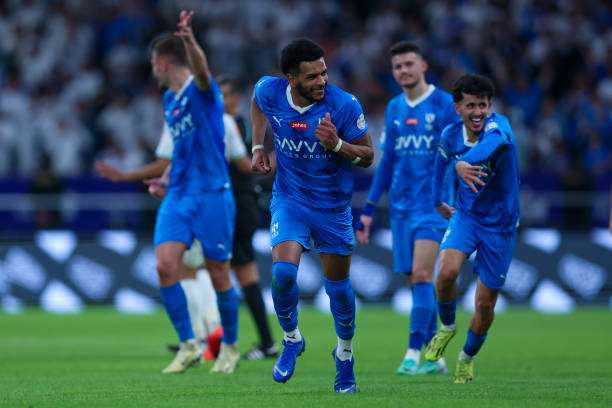 لاعبو الهلال