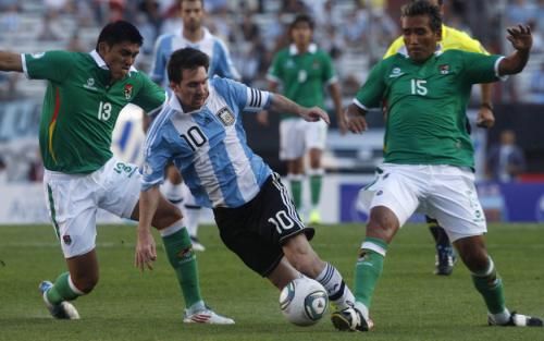 2011-11-11t220259z_01_sms124_rtridsp_3_soccer-world_reuters
