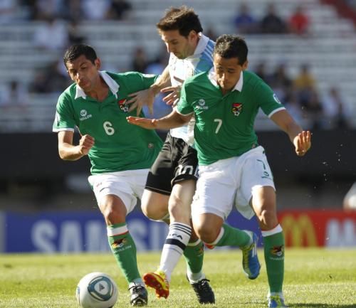 2011-11-11t203713z_01_srr03_rtridsp_3_soccer-world_reuters