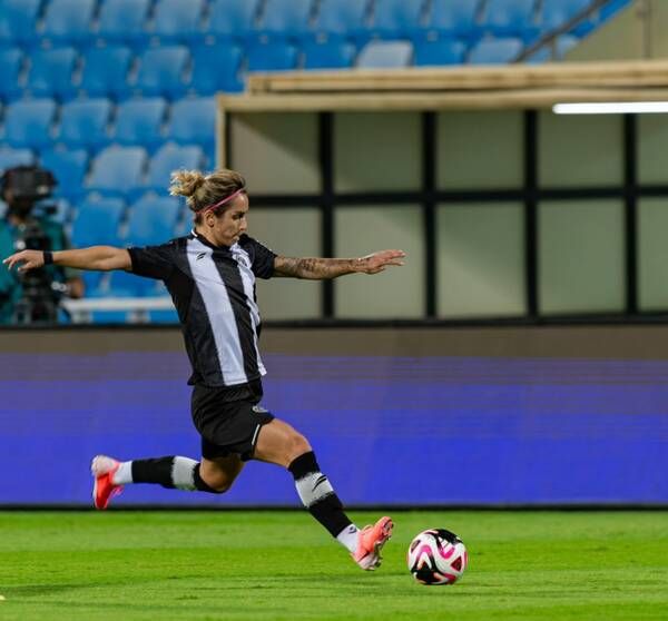 ناتاشا أندونوفا