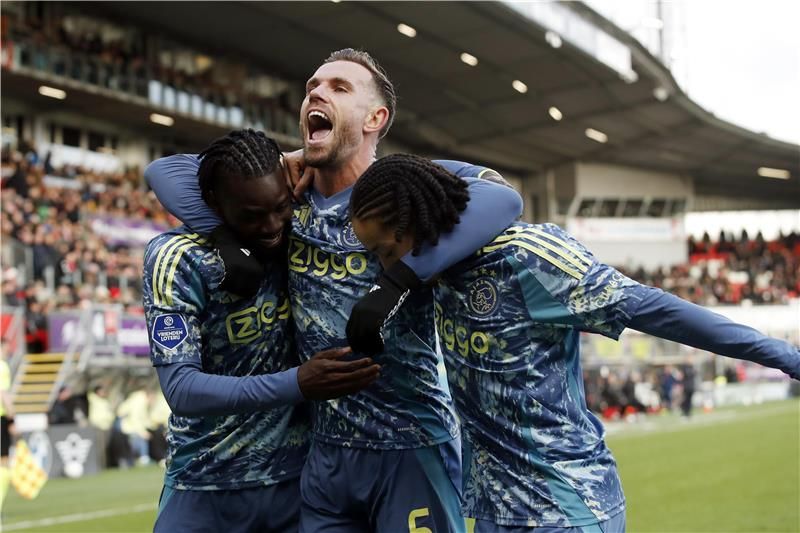 لاعبو أياكس