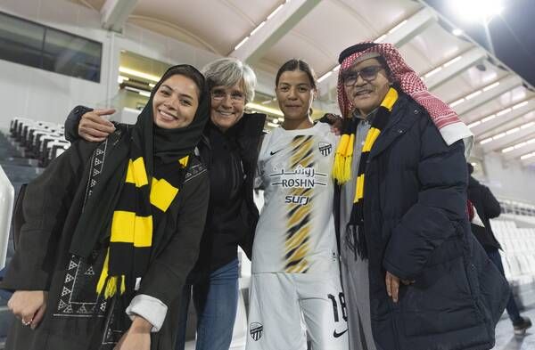 ليان جوهري مع عائلتها