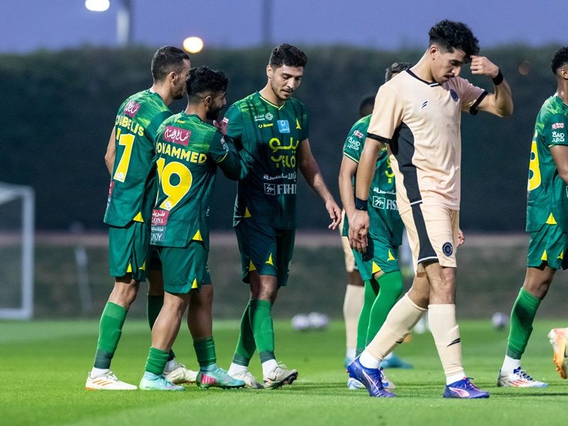 لاعبو الخليج