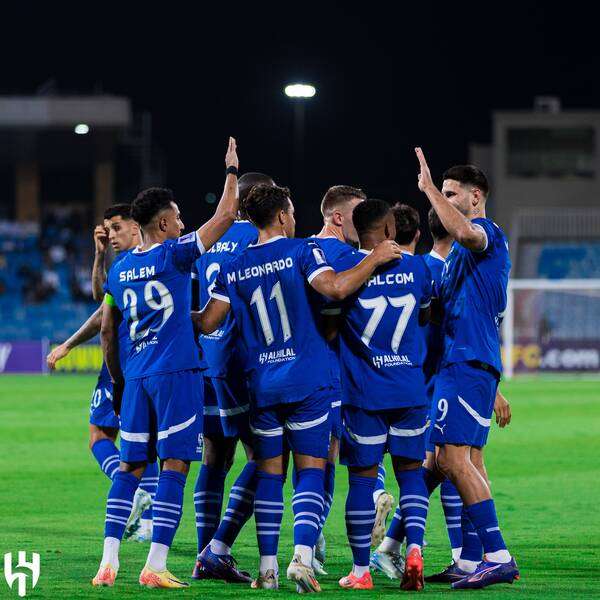 لاعبو الهلال