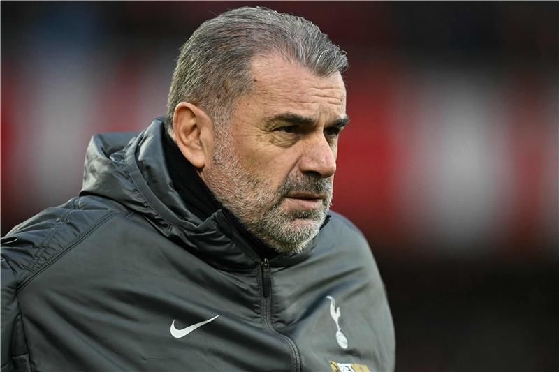 أنجي بوستيكوجلو