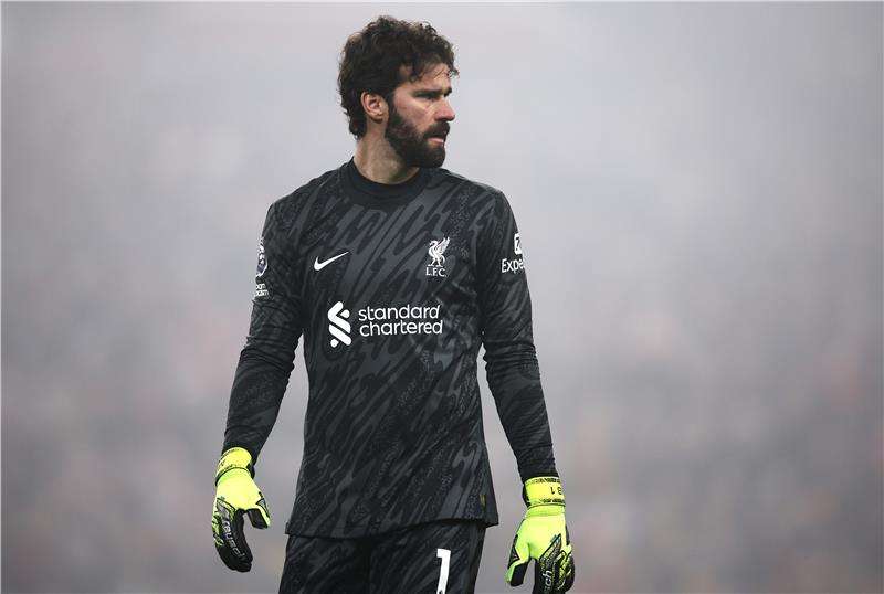 أليسون بيكر