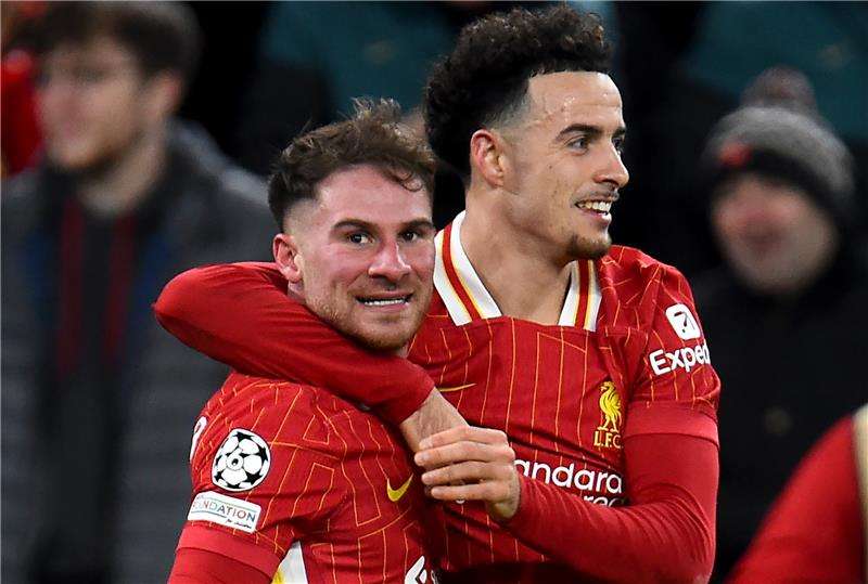 لاعبو ليفربول