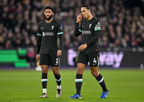 لاعبو ليفربول