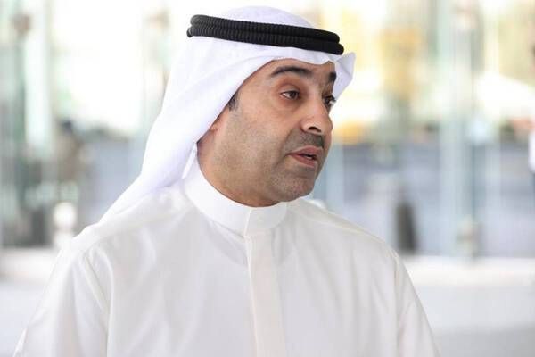 عادل عقلة