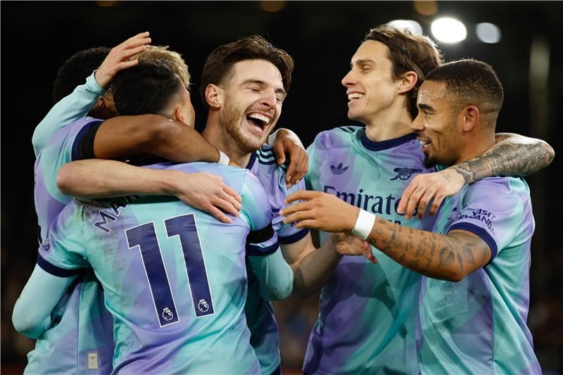 لاعبو آرسنال