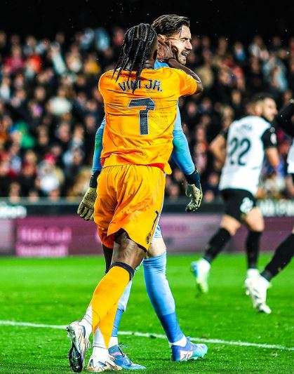 من المباراة