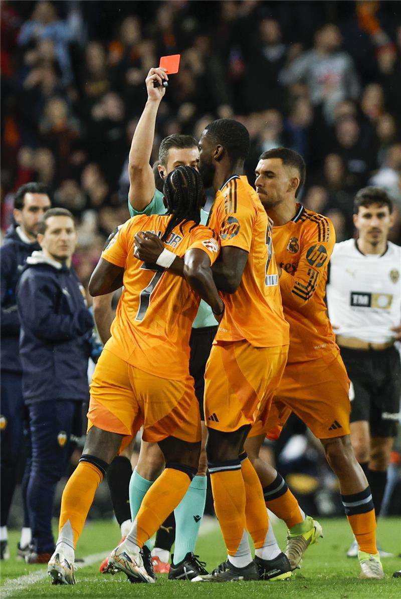 من المباراة