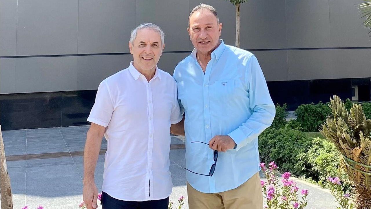 الخطيب وكولر