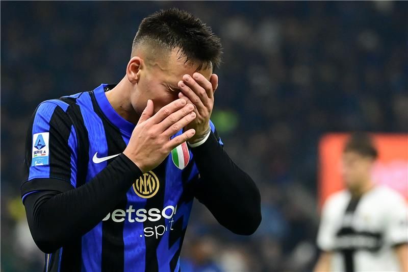 لاوتارو مارتينيز