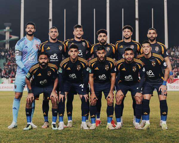 لاعبو الأهلي