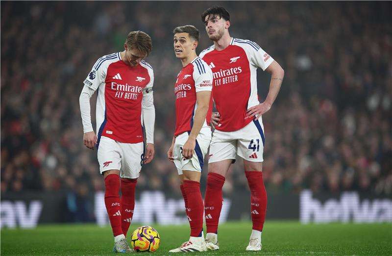 لاعبو آرسنال