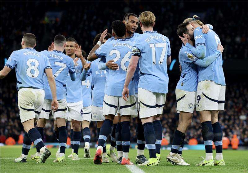 فرحة لاعبي مانشستر سيتي