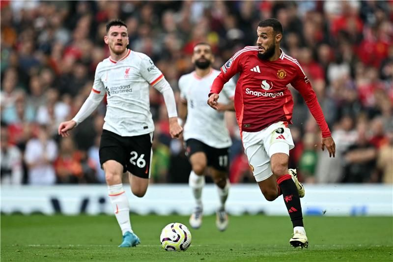 لقاء سابق بين الفريقين