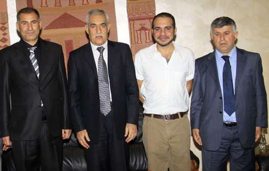 الامير علي وحمود (وسط) في لقاء سابق جمعهما بعمان