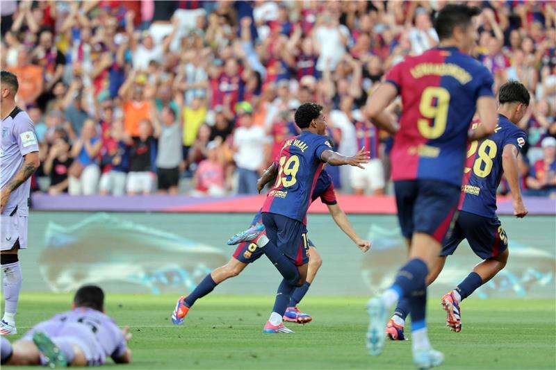 لقاء سابق بين الفريقين