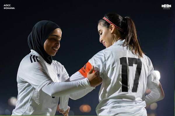 لاعبات أبوظبي