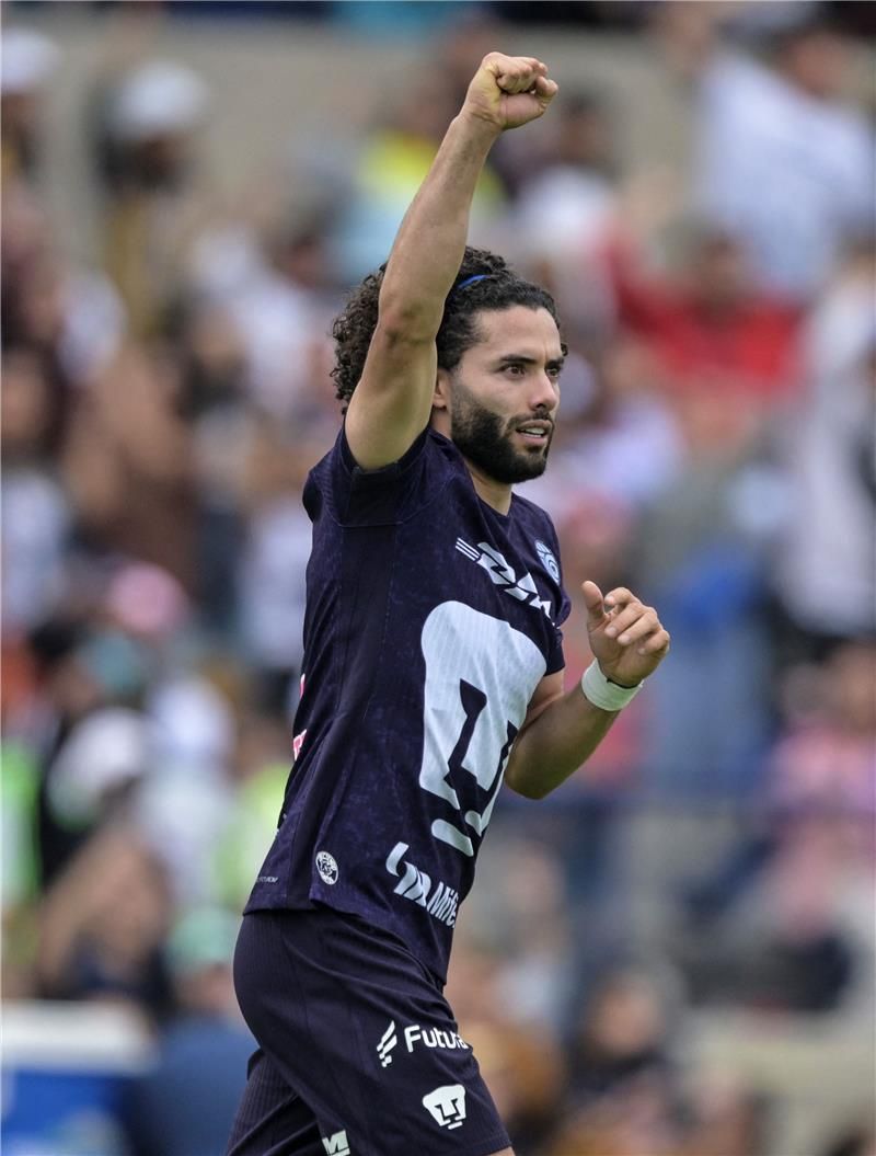 سيزار أويرتا