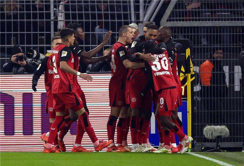 فرحة لاعبي ليفركوزن