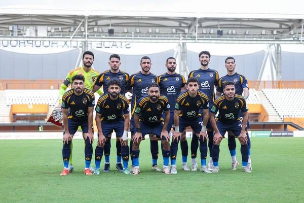 لاعبو الأهلي