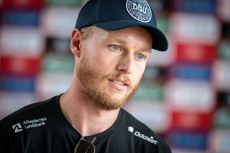 سيمون كايير