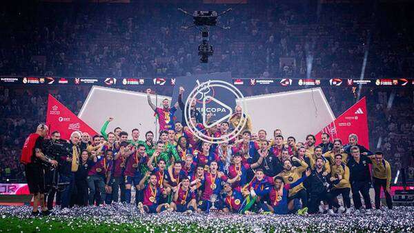 من تتويج برشلونة