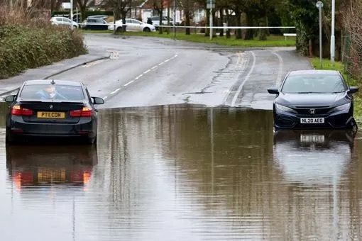 2025-downpours-flooding-several-flood-960928515