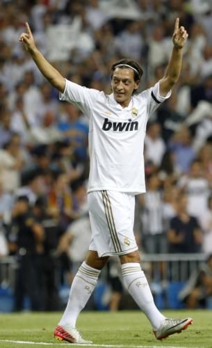 مسعود أوزيل 