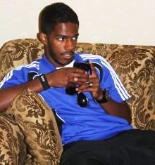  نواف العابد 