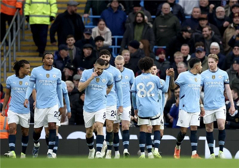 لاعبو مانشستر سيتي