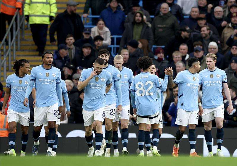 لاعبو مانشستر سيتي