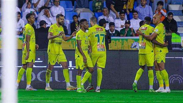 عبد الله آل سالم