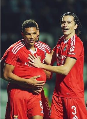 فرحة لاعبي بنفيكا