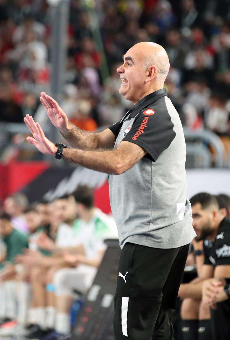 خوان باستور