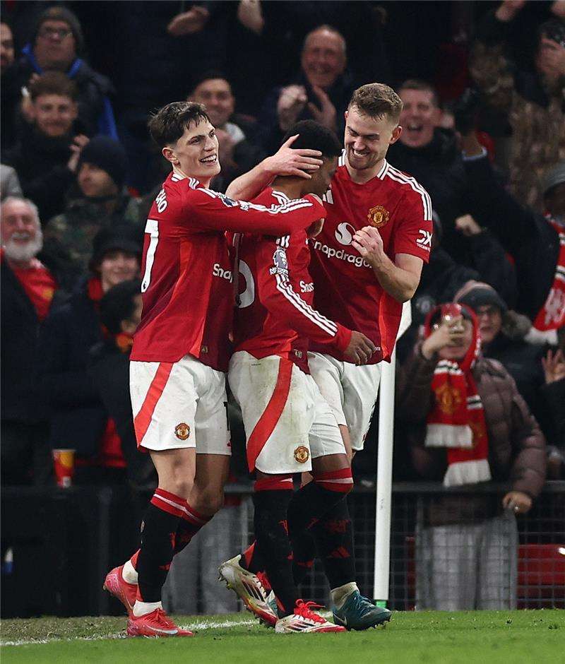 لاعبو مانشستر يونايتد